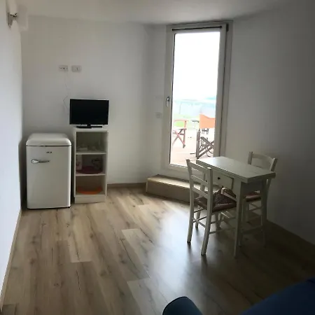 Apartment Holiday Homes
