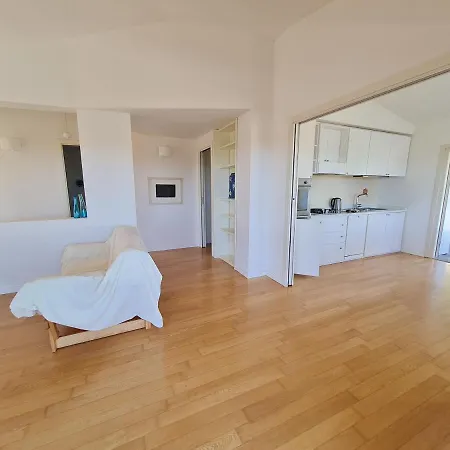 Holiday Homes דירה פורטו סן פאולו