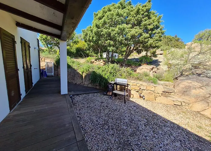 Holiday Homes *