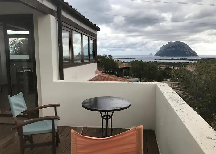 Holiday Homes Porto San Paolo