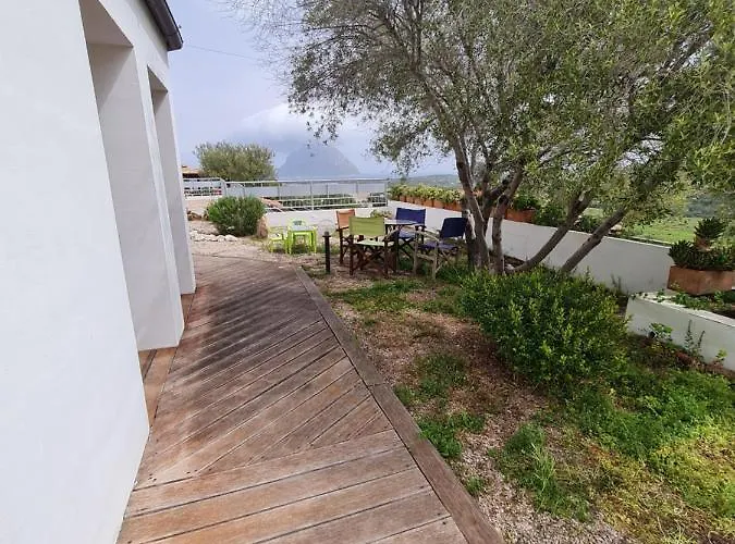 Apartman Holiday Homes Porto San Paolo