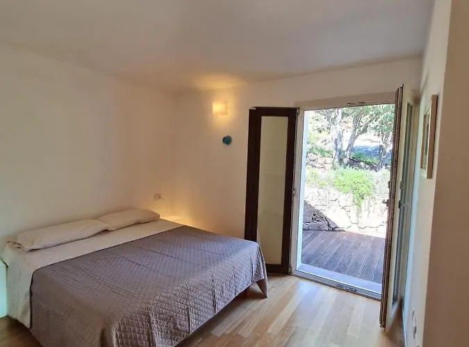 Holiday Homes Porto San Paolo