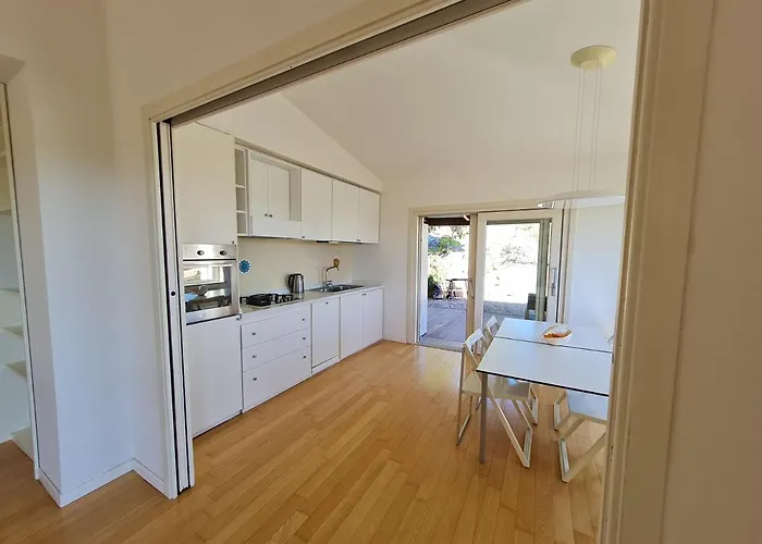 Holiday Homes Apartman Porto San Paolo